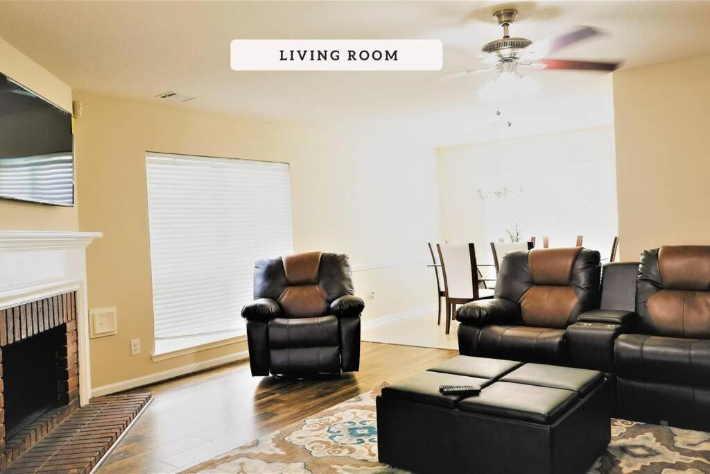 Exceptional, 5 Beds, Near Downtown - Bold Ruler Villa Stafford Bagian luar foto